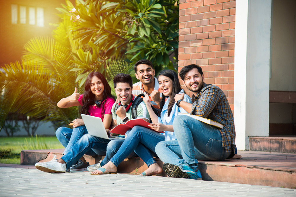 Unlocking Boundless Opportunities: Explore the World of Online Education with Bharati Vidyapeeth